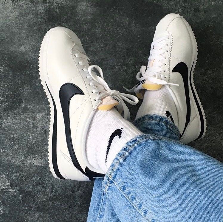 TENIS RETRO NIKE CORTEZ + CAJA