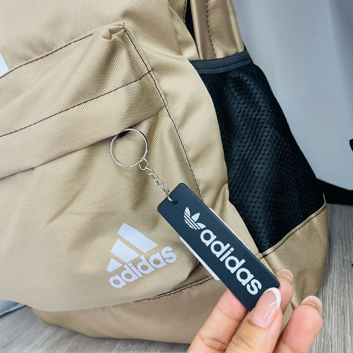 MORRAL ADIDAS SEMI IMPERMEABLE